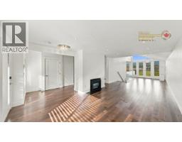 458 Northcliffe Crescent, Burnaby, BC V5A1A1 Photo 7