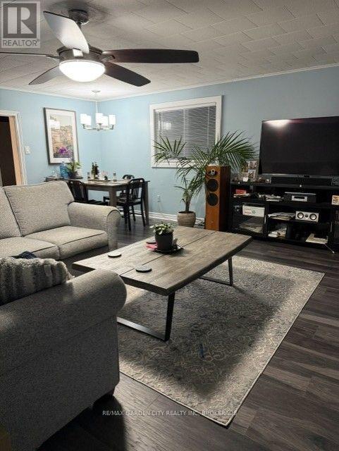 16 LEESON STREET, St. Catharines (Burleigh Hill) — photo 2
