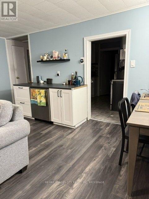 16 LEESON STREET, St. Catharines (Burleigh Hill) — photo 8
