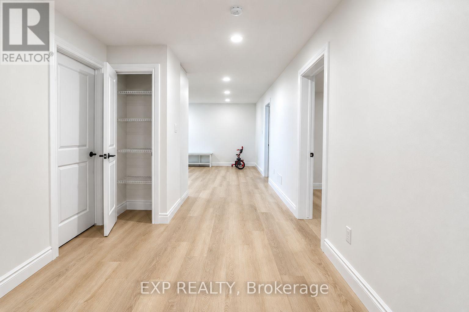 BSMT - 2567 CONSTANCE AVENUE, London South (South U) — photo 3