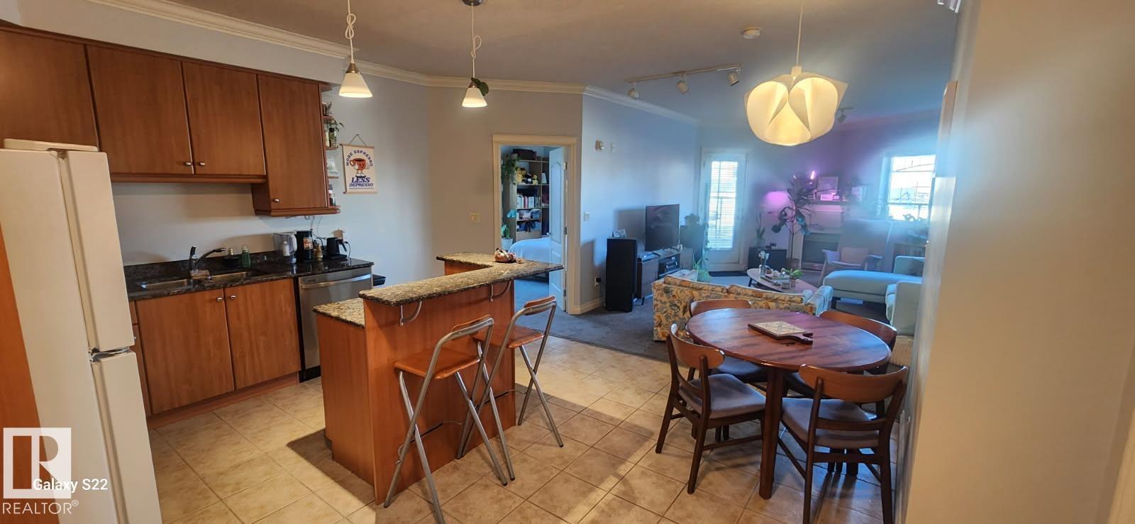 Property photograph 6 for MLS E4512718