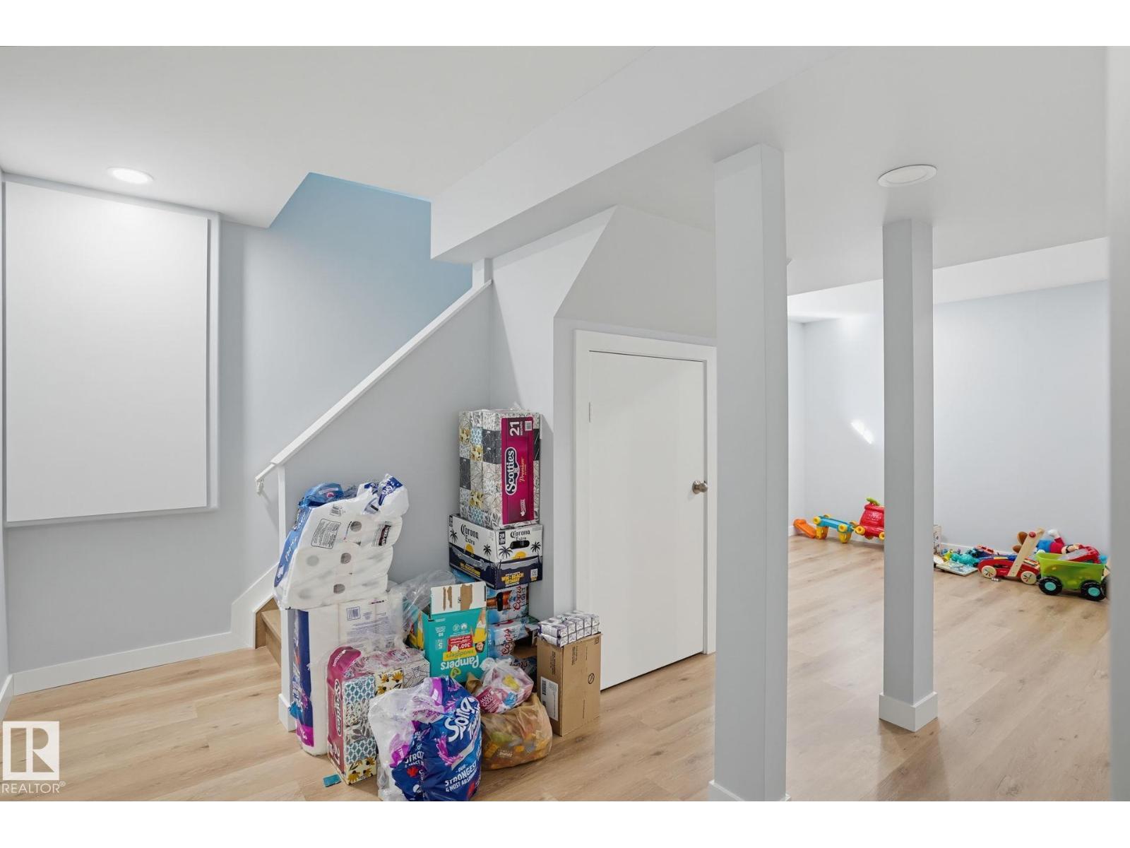 11612 168 Avenue NW, photo 24
