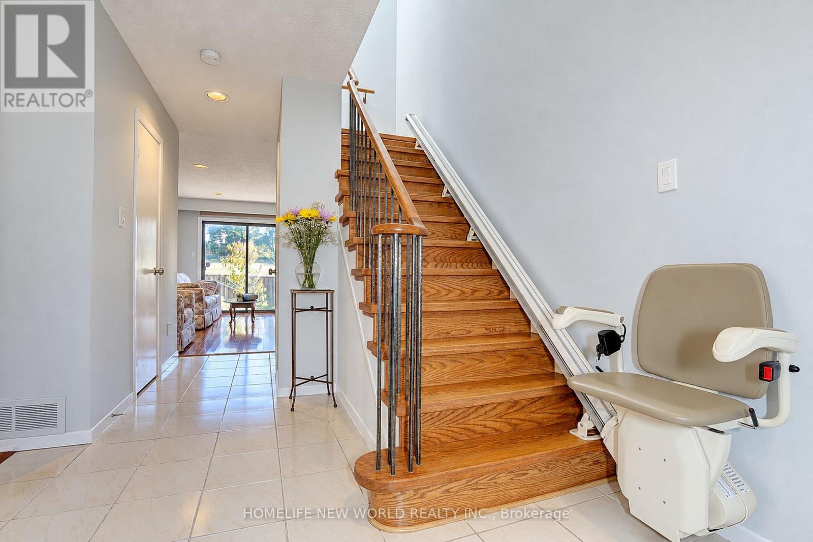23 SHEPMORE TERRACE, Toronto (Malvern) — photo 3