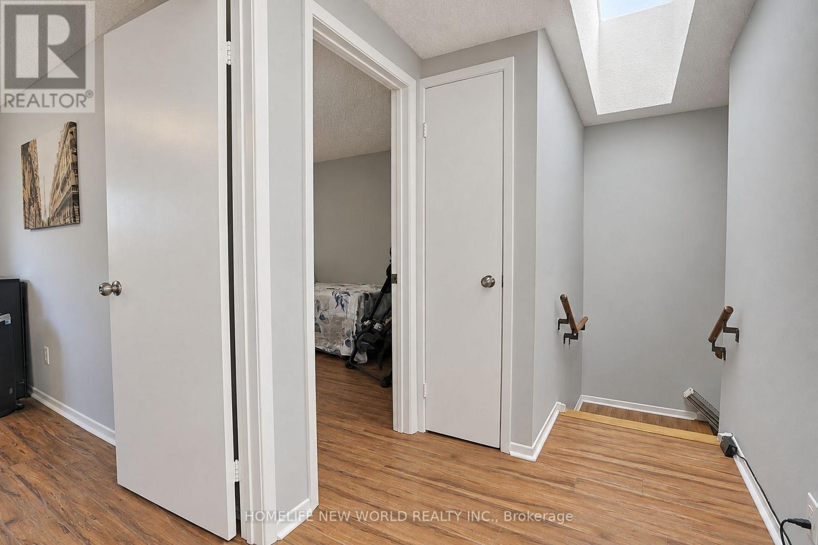23 Shepmore Terrace, Toronto, ON photo 32