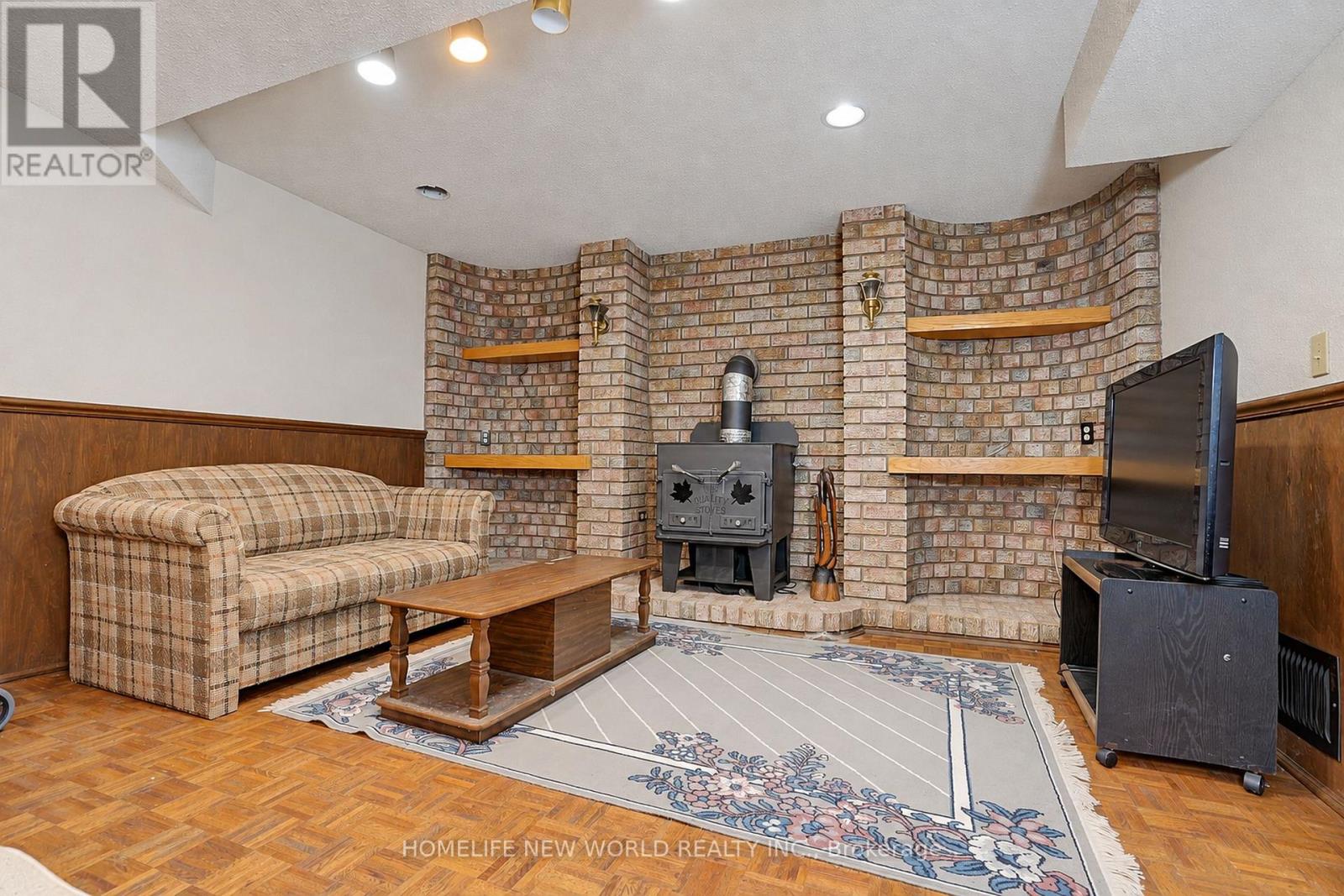 23 Shepmore Terrace, Toronto, ON photo 39