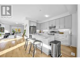 Family room - 537 Danks Ridge Drive, Ajax, ON L1S0H3 Photo 8