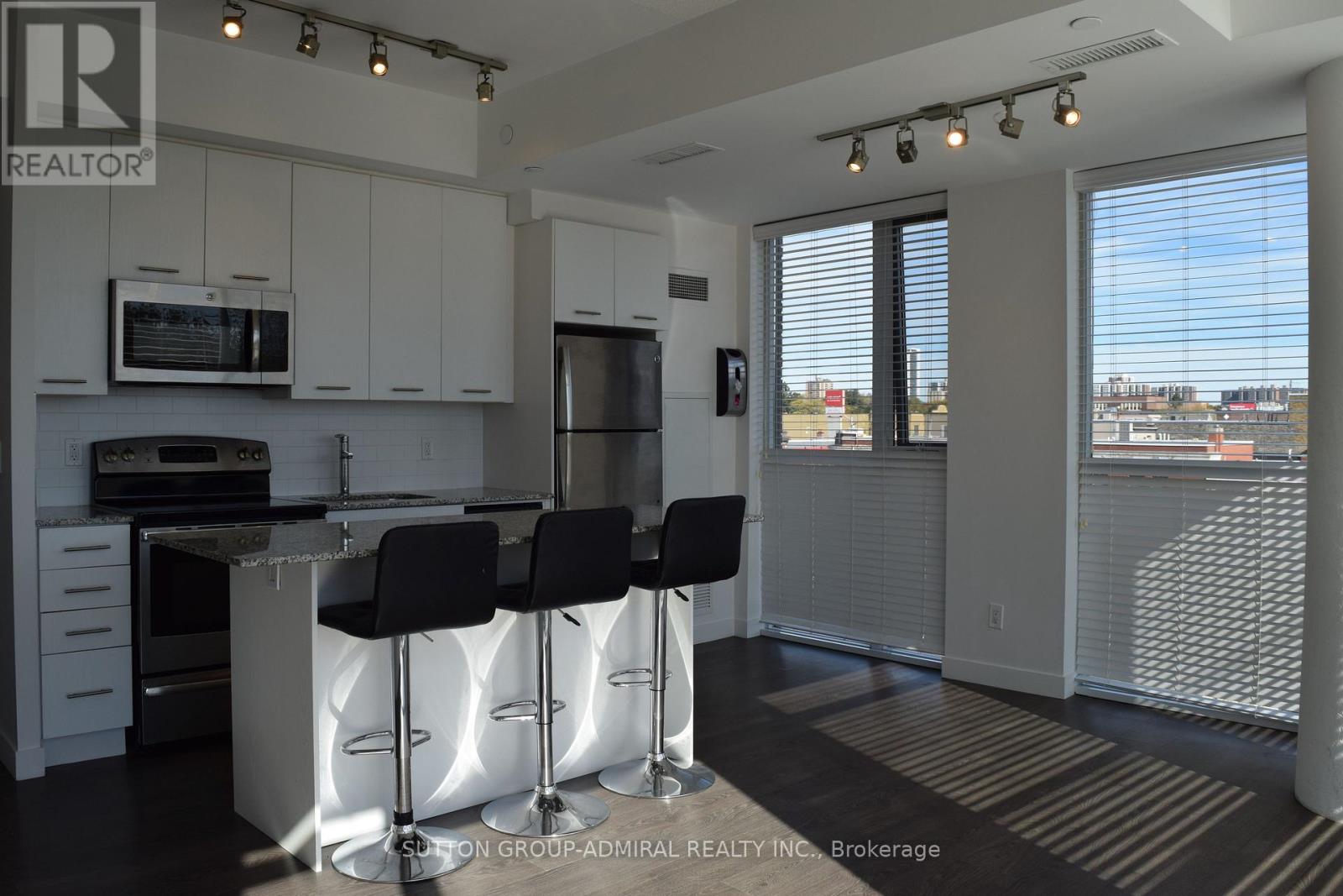 Unit# 411- 2055 Danforth Avenue, Toronto, ON photo 14