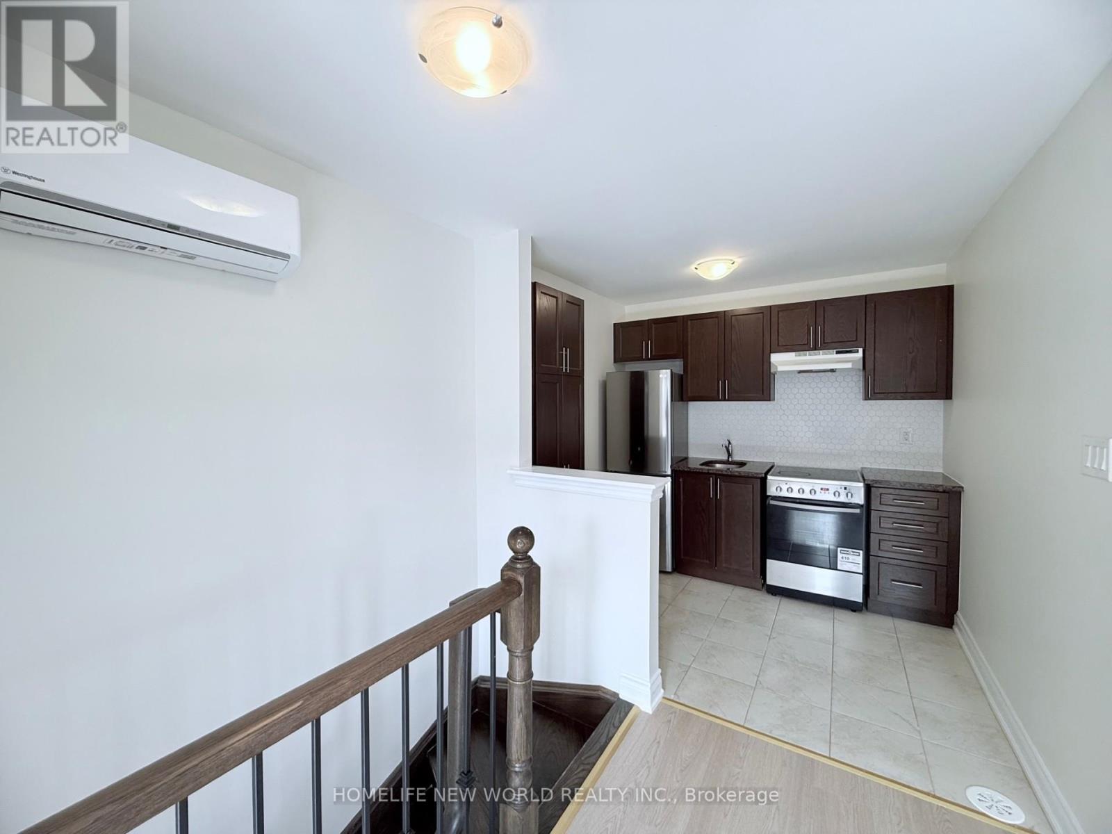 COACH HOUSE - 261 WILLIAM FORSTER ROAD, Markham (Cornell) — photo 5