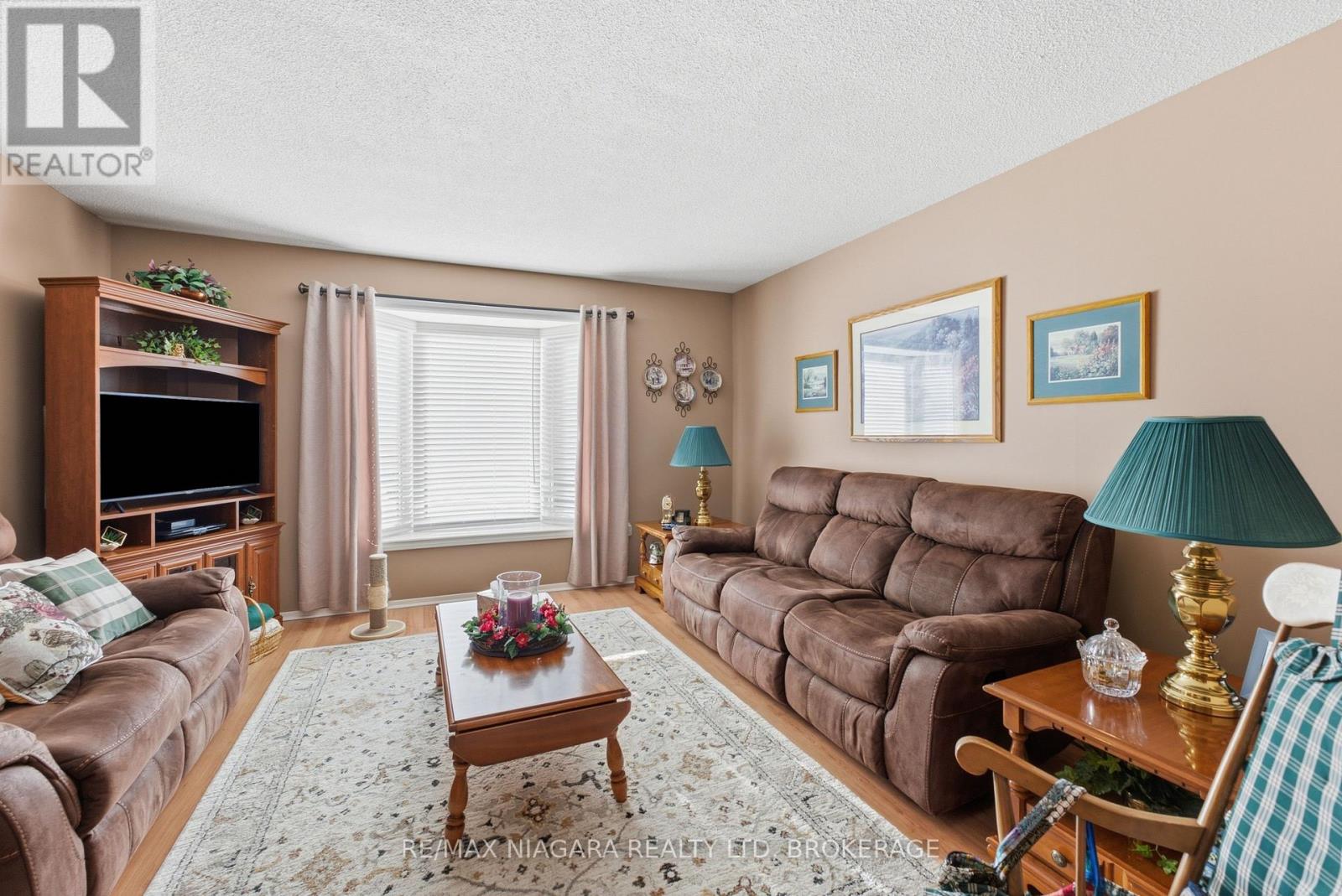 8372 MUNDARE CRESCENT, Niagara Falls (Chippawa) — photo 5