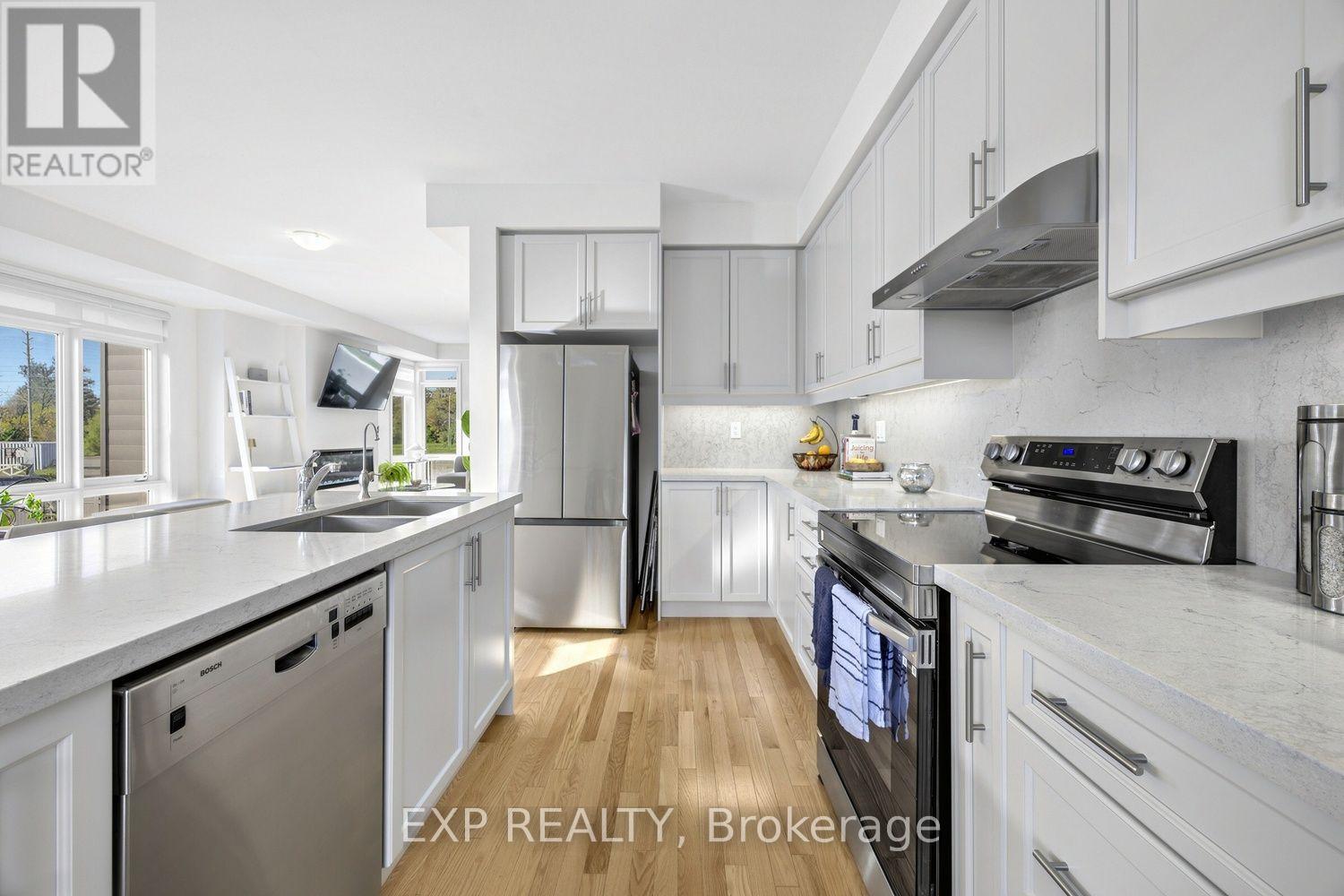 537 DANKS RIDGE DRIVE, Ajax (South East)