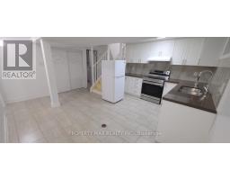 Bsmt - 30 Glenabbey Drive, Clarington, ON L1E1B8 Photo 11