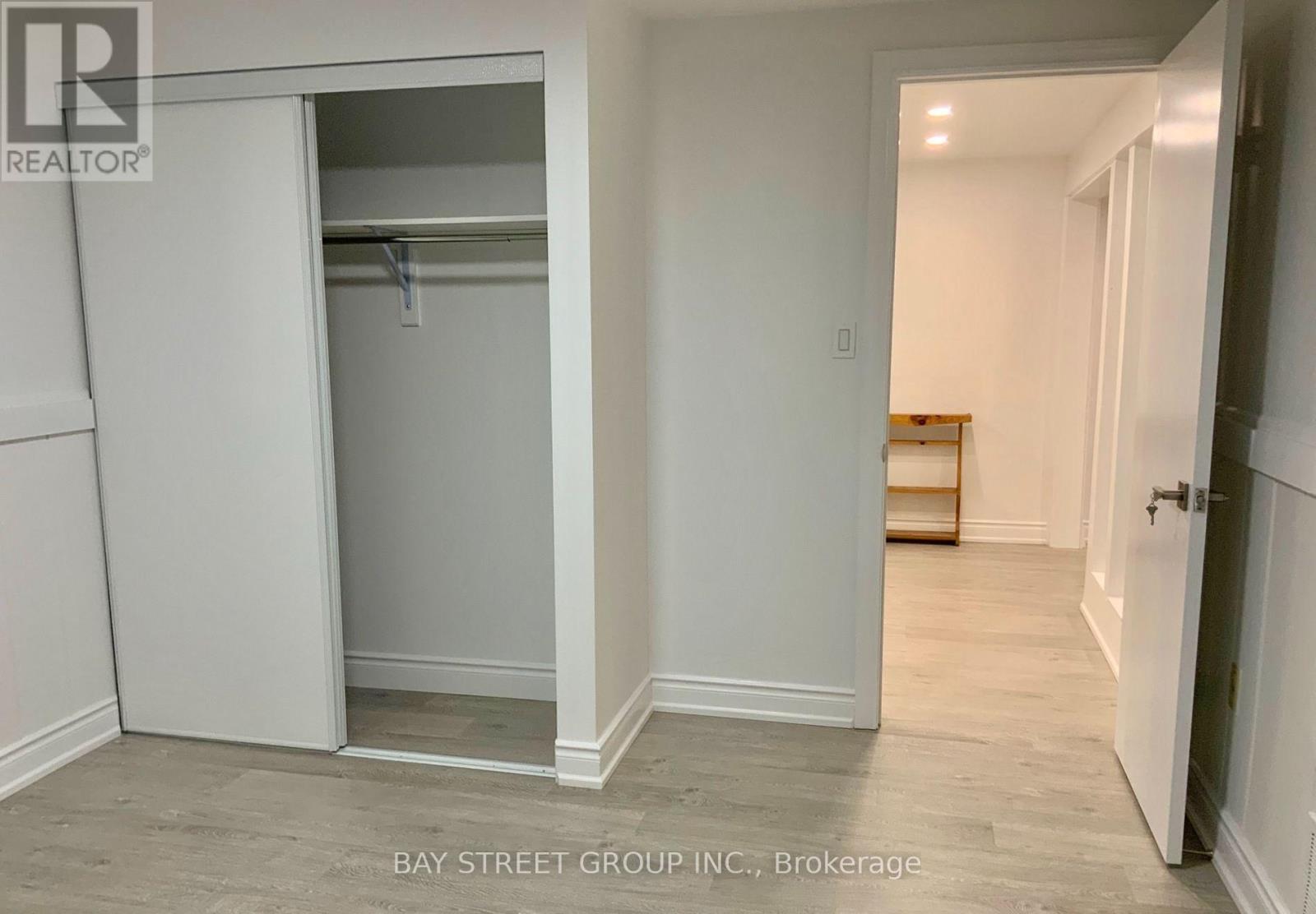 32 BARKER COURT, Markham (Sherwood-Amberglen) — photo 7