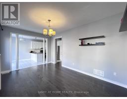 438 Kwapis Boulevard, Newmarket, ON L3X3K4 Photo 10