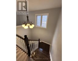 438 Kwapis Boulevard, Newmarket, ON L3X3K4 Photo 19