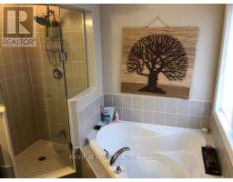 438 Kwapis Boulevard, Newmarket, ON L3X3K4 Photo 22