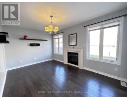 438 Kwapis Boulevard, Newmarket, ON L3X3K4 Photo 9