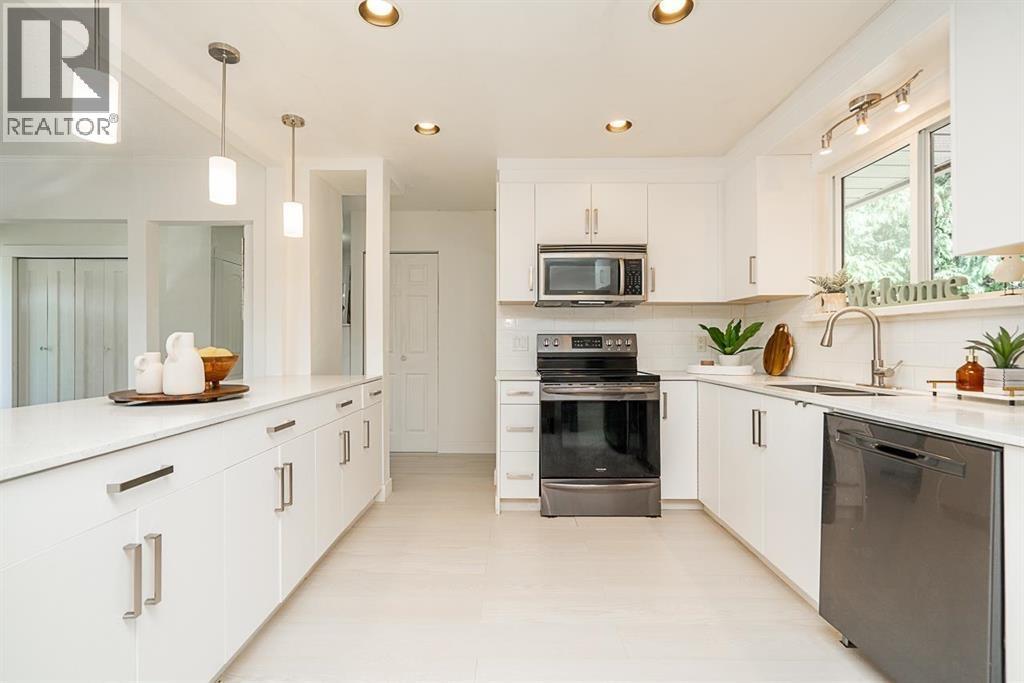 24084 102 Avenue, Maple Ridge — photo 9