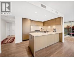 704 125 E 14th Street, North Vancouver, BC V7L0E6 Photo 6
