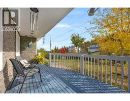 38 Edgemount Drive, photo 5