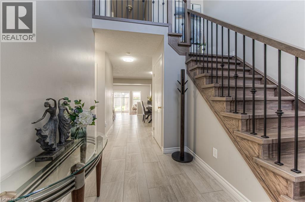 308 COLTON Circle Unit# Upper Level — photo 3