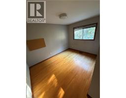 10 Cardill Crescent Unit# Upper Level, Waterloo, ON N2L3Y6 Photo 10