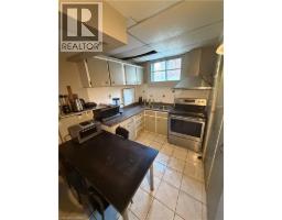 10 Cardill Crescent Unit# Lower, Waterloo, ON N2L3Y6 Photo 9