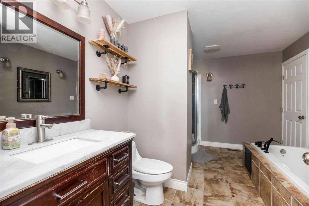 203 Cochrane Crescent, Fort McMurray