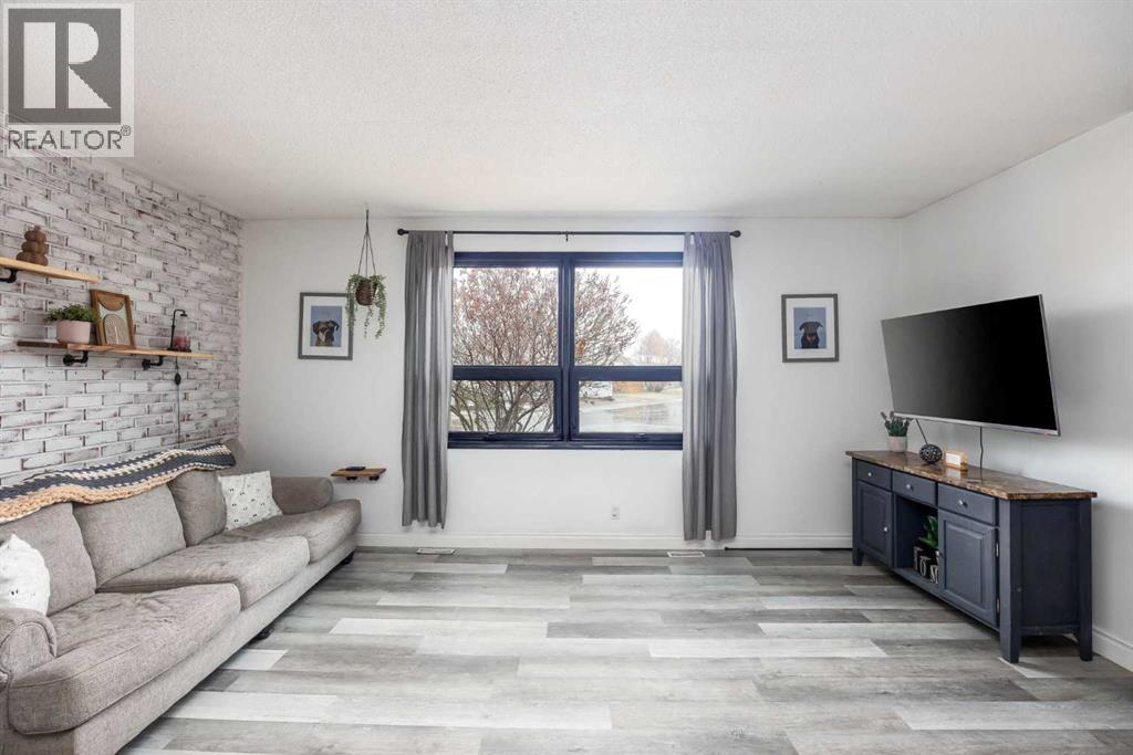 203 Cochrane Crescent, Fort McMurray