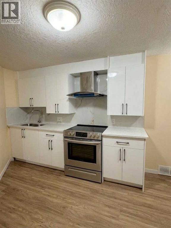 5051 Vantage Crescent NW, Calgary — photo 13