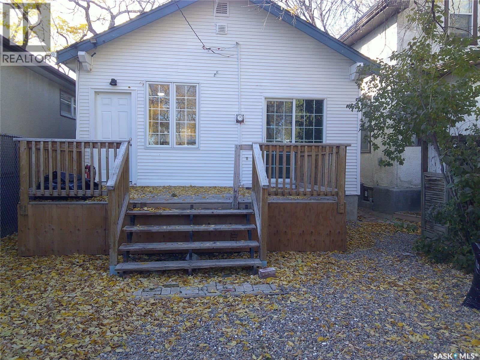 1917 Toronto STREET, Regina — photo 15