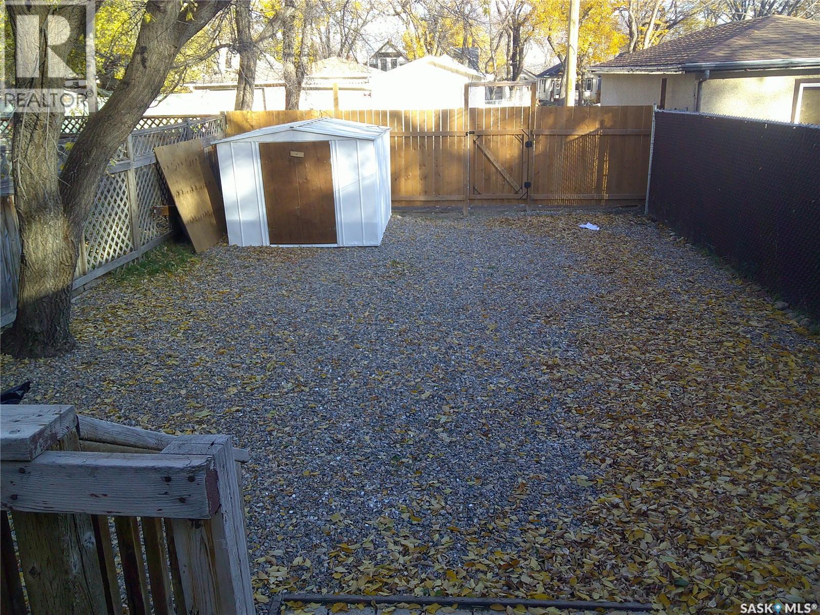 1917 Toronto STREET, Regina — photo 16