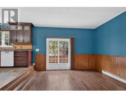 38 Mollison Crescent thumbnail 14