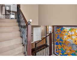 38 Mollison Crescent thumbnail 16