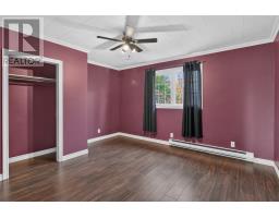38 Mollison Crescent thumbnail 20
