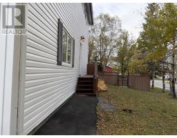 38 Mollison Crescent thumbnail 41