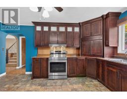 38 Mollison Crescent thumbnail 9