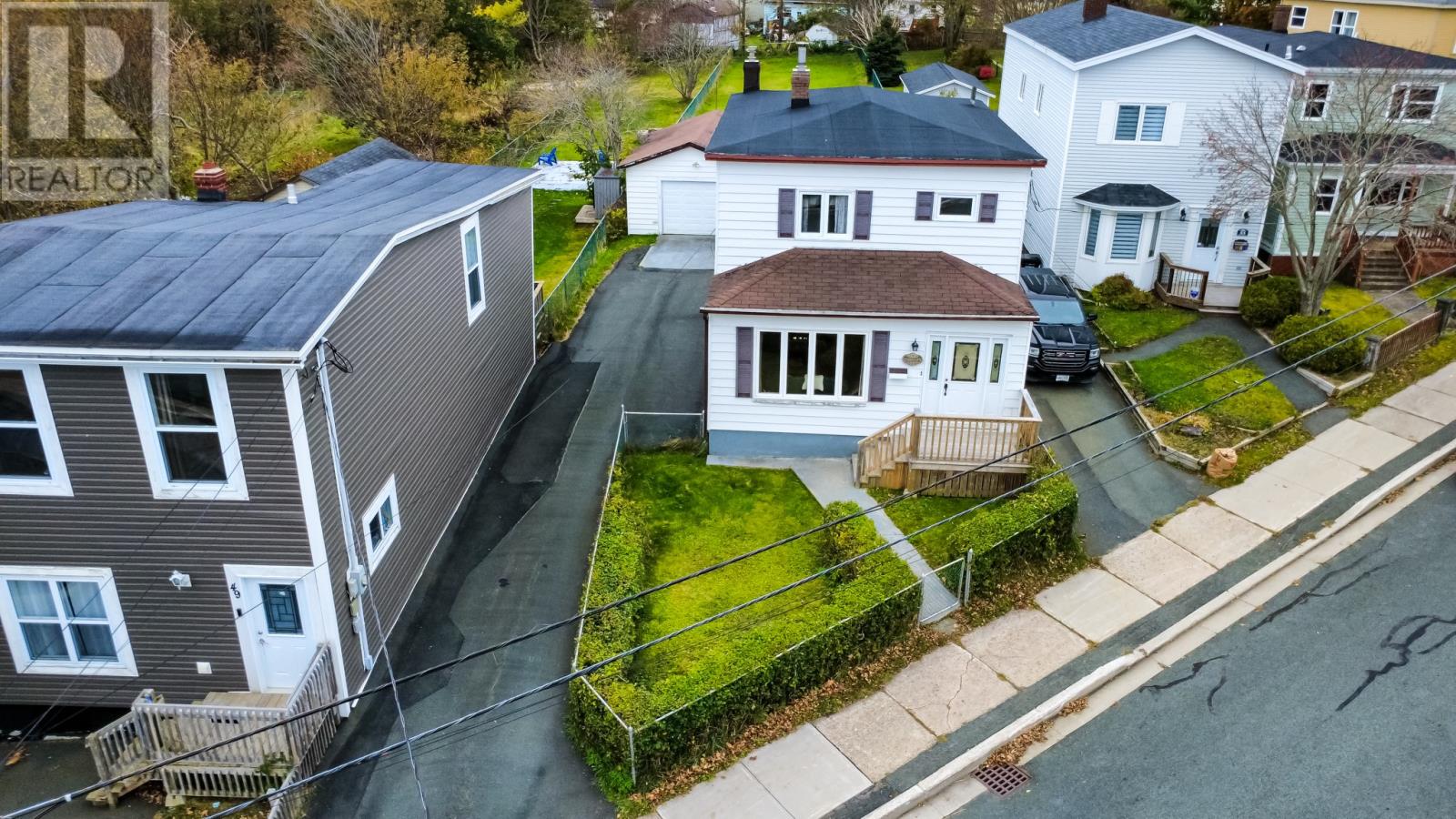 51 Golf Avenue - 29