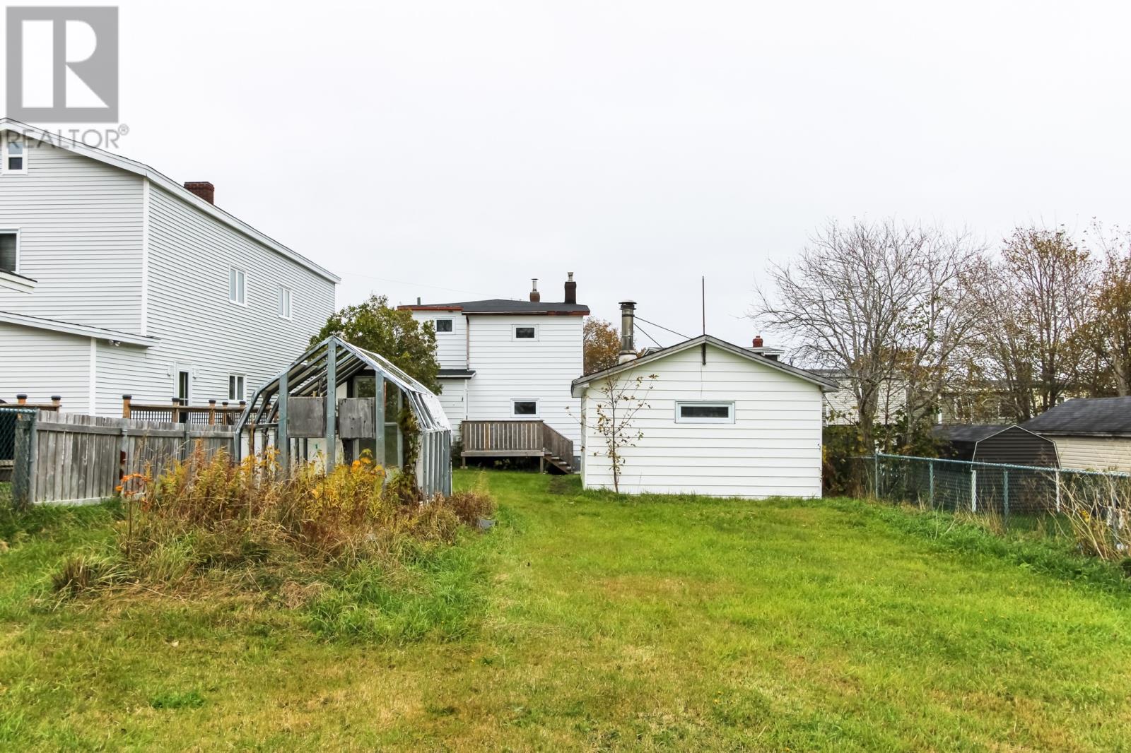 51 Golf Avenue - 39