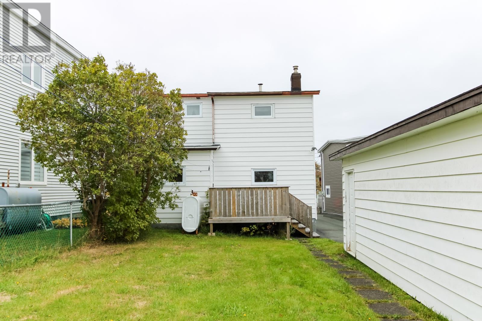 51 Golf Avenue - 40