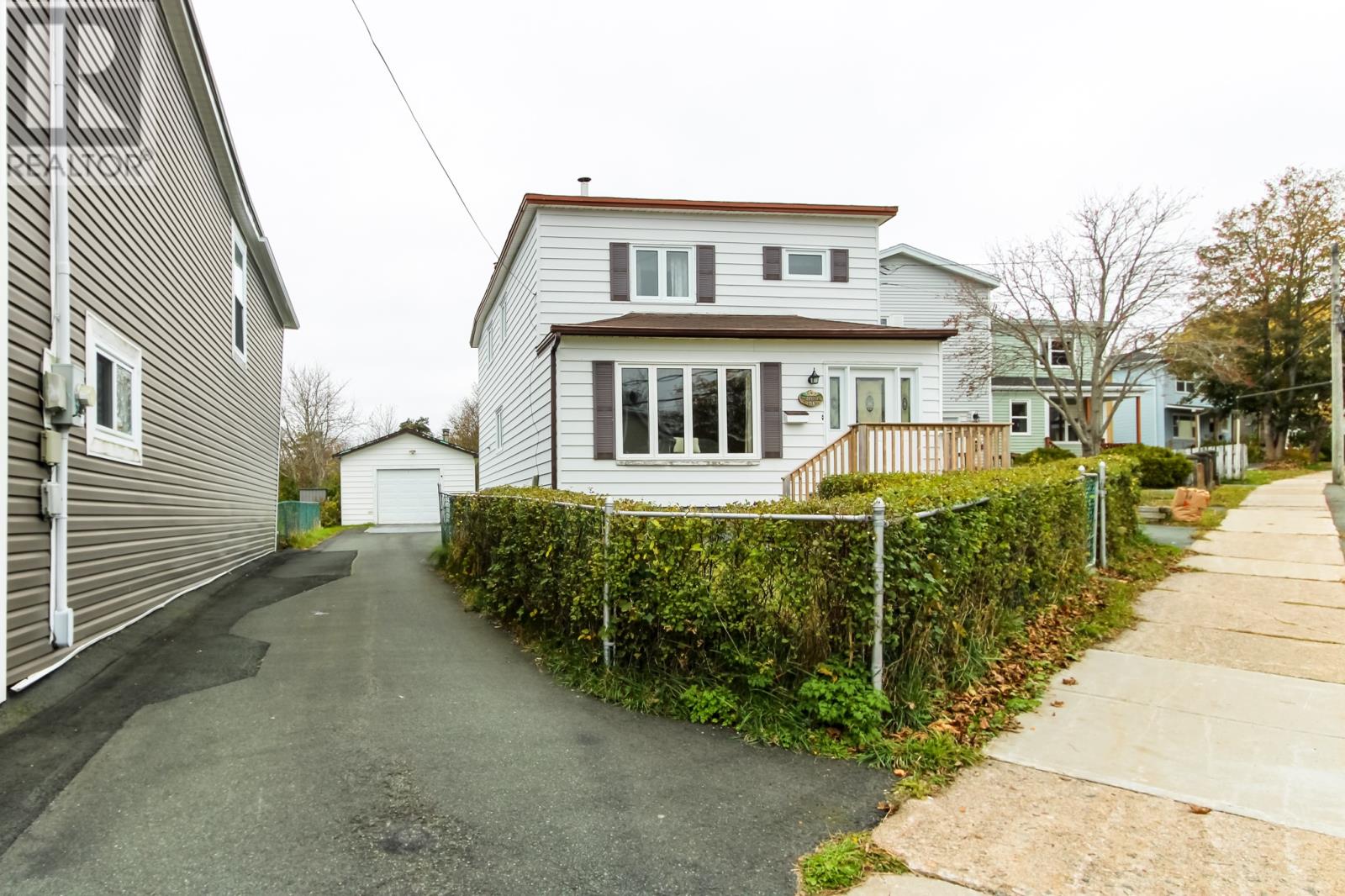 51 Golf Avenue - 45