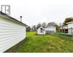 51 Golf Avenue thumbnail 37