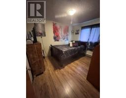 7 Centennial Drive thumbnail 28