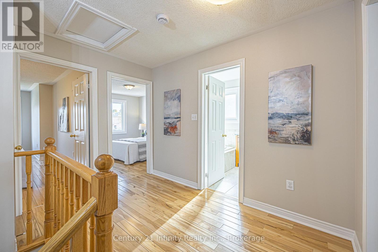 8 Weaver Street, Clarington, ON photo 14