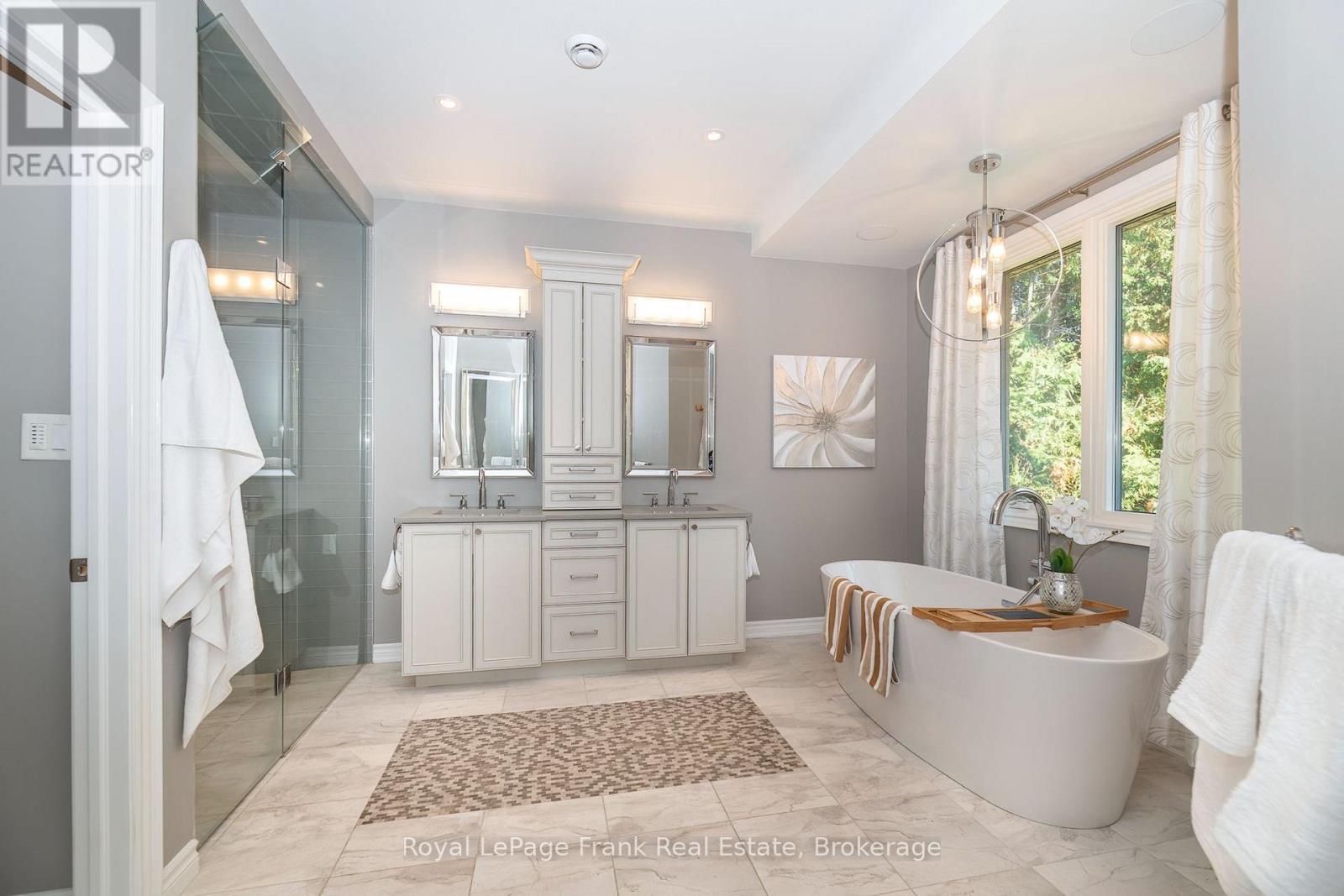 3705 Cochrane Street, Whitby, ON photo 18