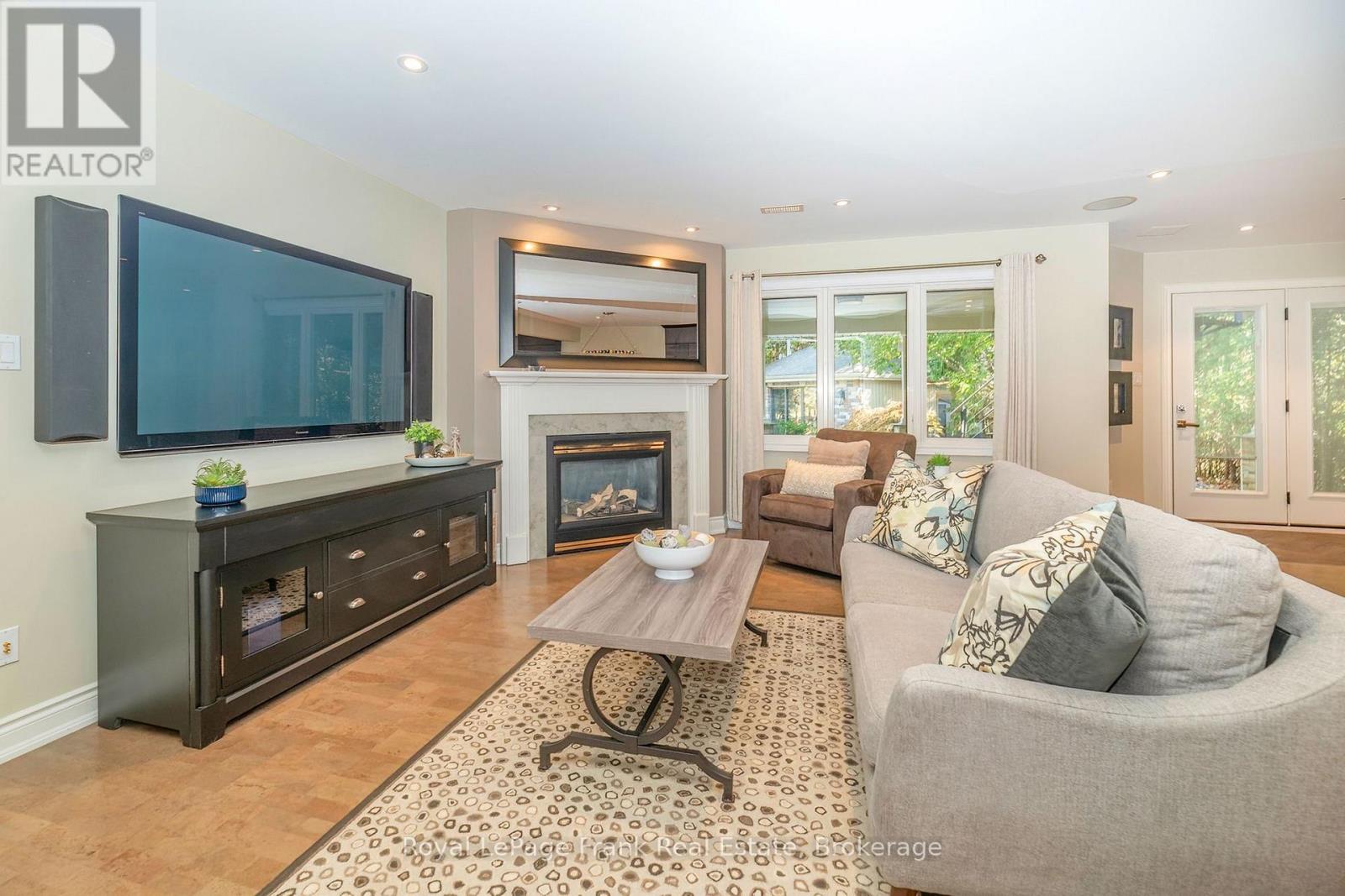 3705 Cochrane Street, Whitby, ON photo 26