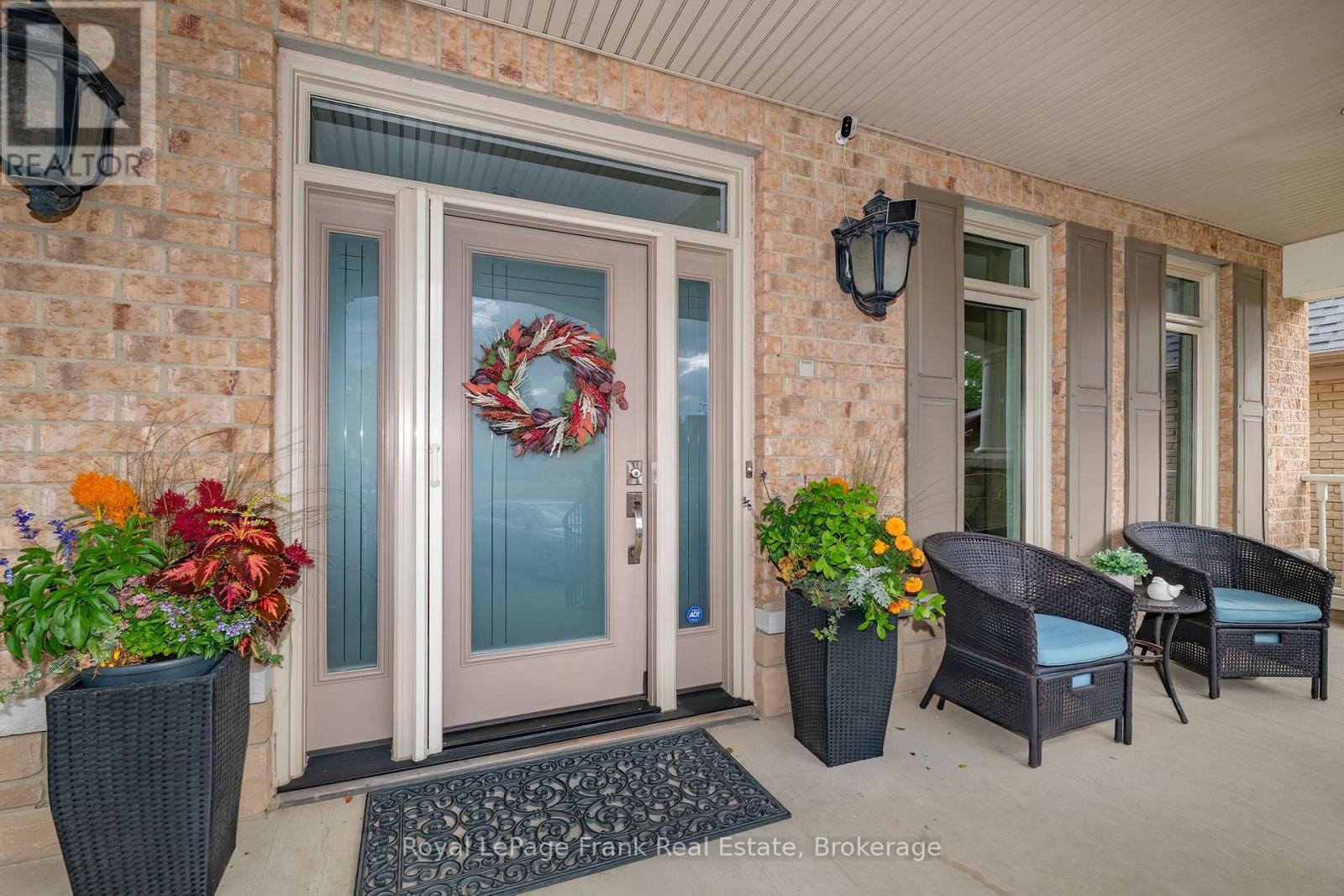 3705 Cochrane Street, Whitby, ON photo 3