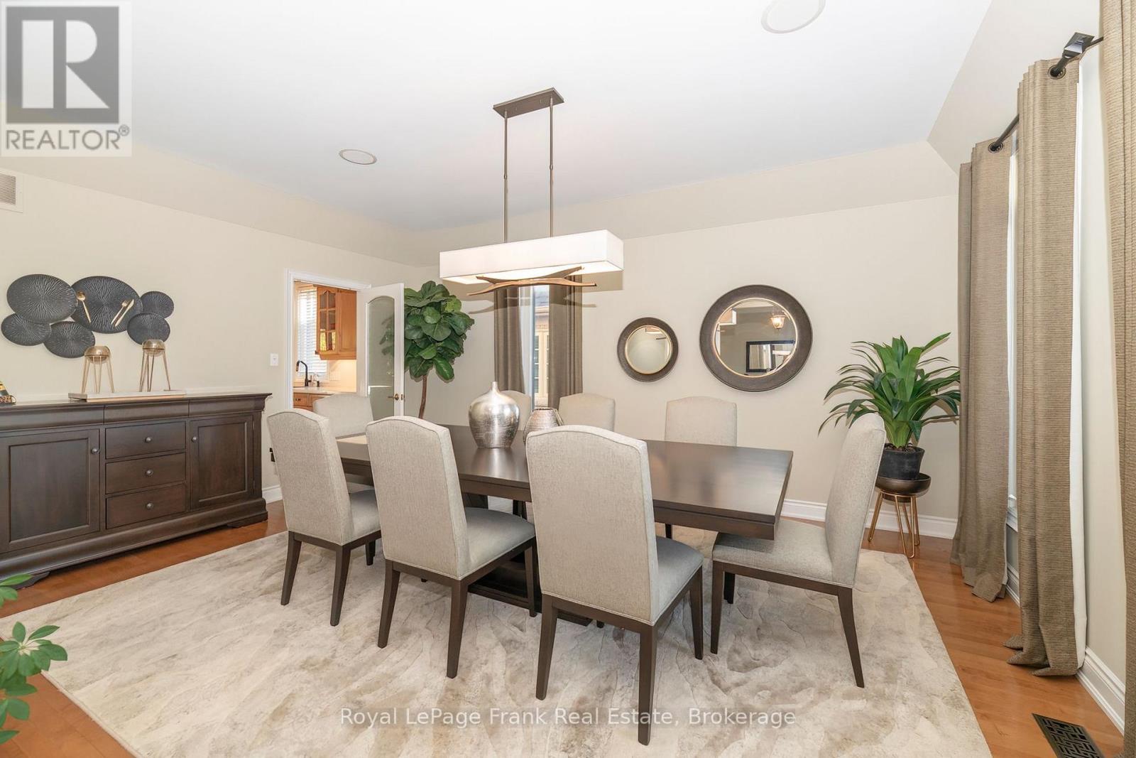 3705 Cochrane Street, Whitby, ON photo 7