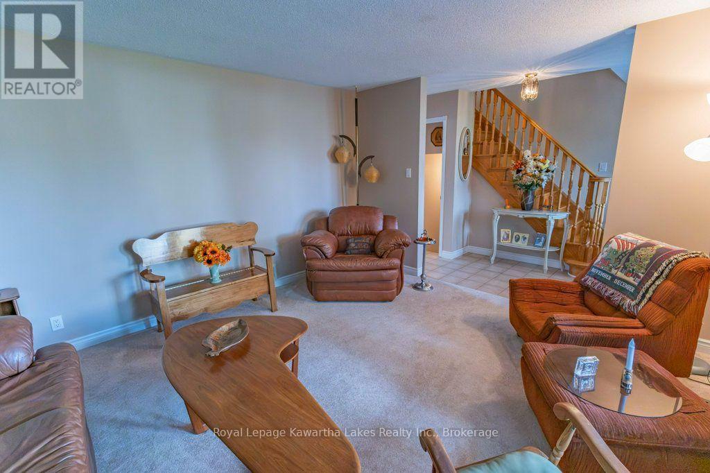 35 Grant Drive, Kawartha Lakes, ON photo 17