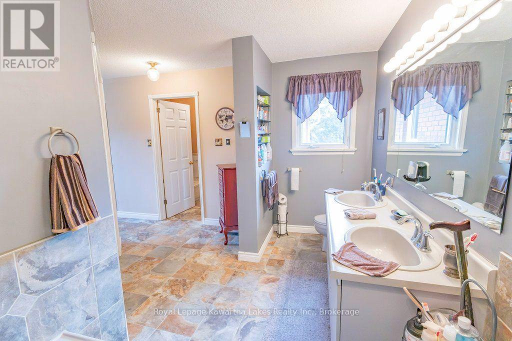 35 Grant Drive, Kawartha Lakes, ON photo 42