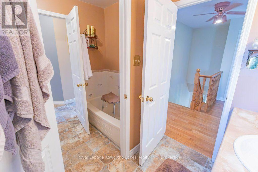 35 Grant Drive, Kawartha Lakes, ON photo 43
